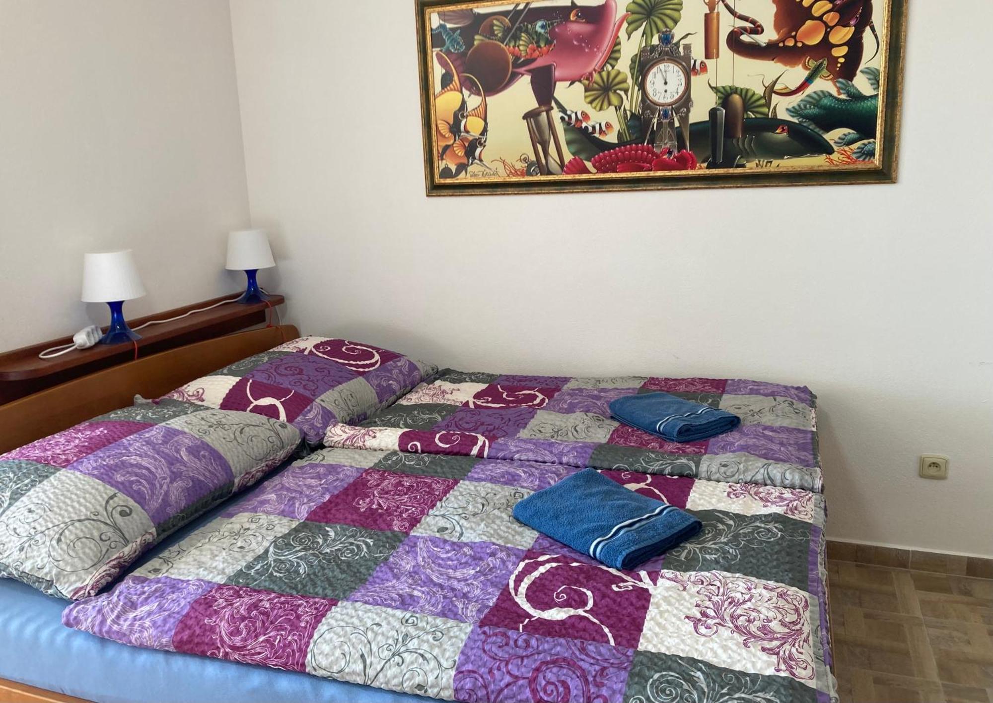 Apartmany S Klimatizaci - Penzion U Kudlacku Pouzdrany Exterior photo